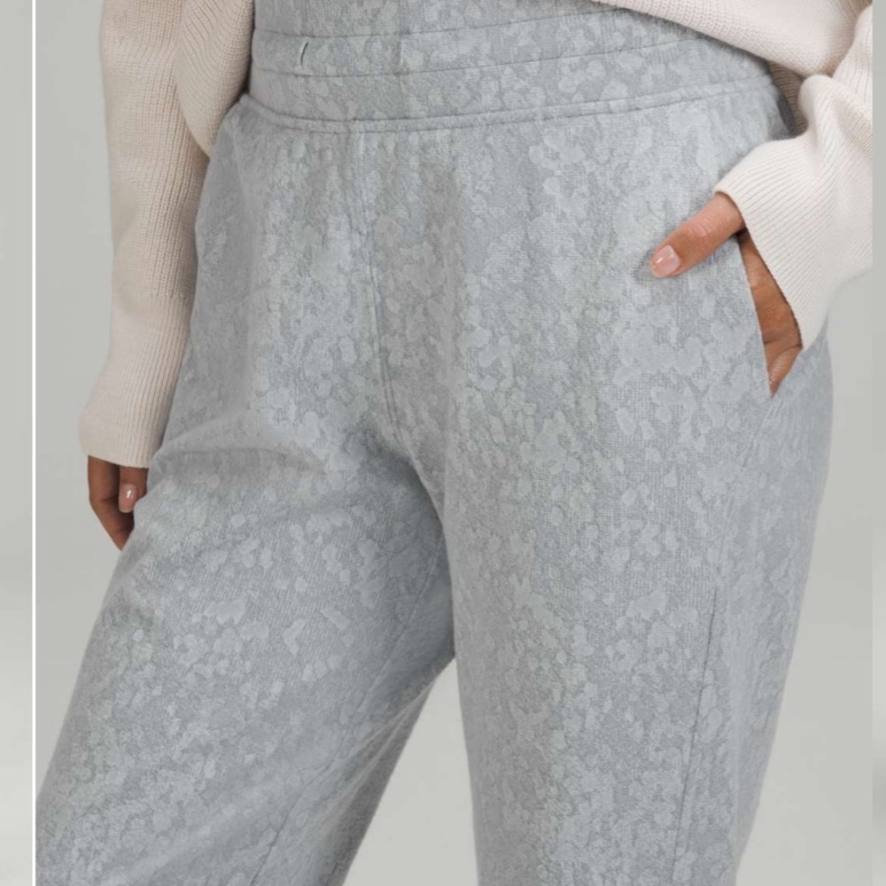 Lululemon Ready to Rulu jogger crops in silver speckle print